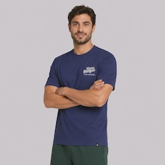 Camiseta adidas Standalone Three Stripes Masculina - Foto 3