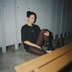 Camiseta adidas Gráfica Feminina - Foto 7
