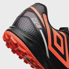 Chuteira de Society Masculino Umbro Pro 5 Bump Club - Foto 9