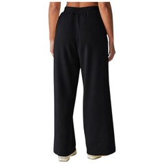Calça New Balance Sport Legacy Pique Feminina - Foto 2