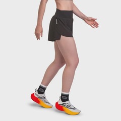 Short Olympikus Corre Foco 3 - Feminino - Foto 8