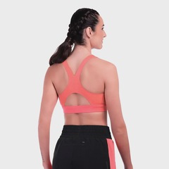 Top Fitness Mizuno High 2 Feminino - Foto 2