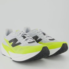 Tênis Masculino New Balance Fuelcell Rebel V5 - Foto 2