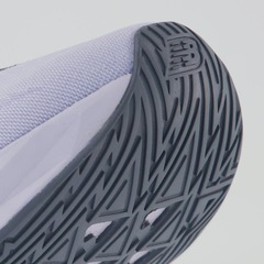 Tênis Feminino New Balance Fuelcell Rebel V5 - Foto 8