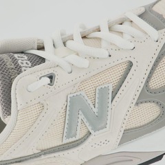 Tênis Feminino New Balance 880R - Foto 7
