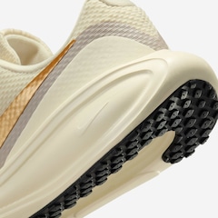 Tênis Feminino Nike Revolution 8 - Foto 8