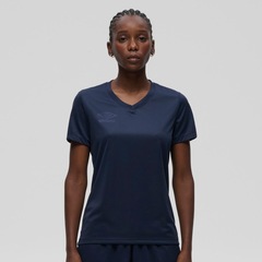 Camiseta Umbro Striker Premium - Feminina - Foto 1
