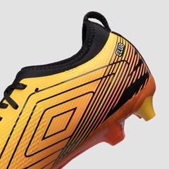 Chuteira de Campo Adulto Umbro Top Speed Club - Foto 9