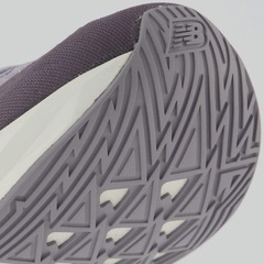 Tênis Feminino New Balance Fuelcell Rebel V5 - Foto 7