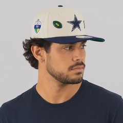 Boné Unissex New Era Dallas Cowboys 970 NFL Brasil Game 2026 Aba Curva - Foto 7