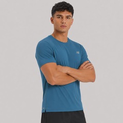 Camisa New Balance Sport Essentials I Masculina - Foto 2