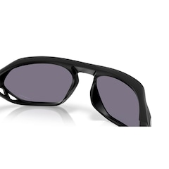 Óculos de Sol Oakley Cage Jacket Matte Black Prizm Grey - Foto 6