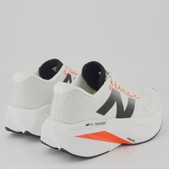 Tênis Feminino New Balance Fuelcell Supercomp Trainer V3 - Foto 3