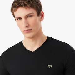 Camiseta Lacoste Pima Leve com Gola V - Foto 2