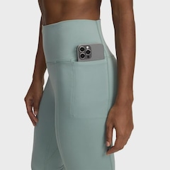 Calça Flare de Treino Under Armour Meridian Kick - Feminina - Foto 3