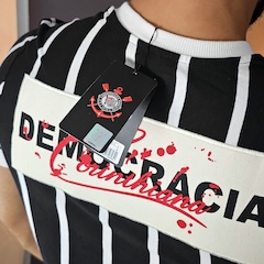 Camisa do Corinthians Retrô Democracia 1982 Plus Size Coimbra - Masculina - Foto 2