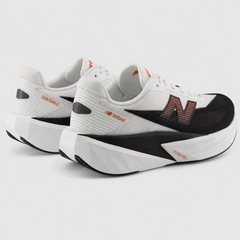 Tênis Masculino New Balance Fuelcell Rebel V5 - Foto 6