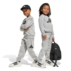 Imagem do produto Conjunto de Agasalho adidas Infantil Essentials Big Logo na posição 26 de 5