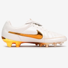 Imagem do produto Chuteira de Campo Adulto Nike Tiempo Legend Touch of Gold R10 Edição Comemorativa na posição 17 de 5