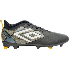 Chuteira de Campo Umbro Tocco II Club - Adulto