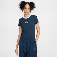 Imagem do produto Camiseta Nike Sportswear Challenger - Feminina na posição 13 de 5
