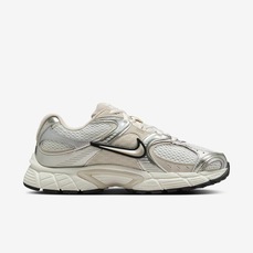 Tênis Feminino Nike V5 Run