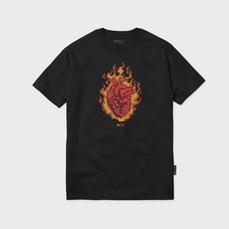 Camiseta Regular MCD Corazón En Llamas Masculina