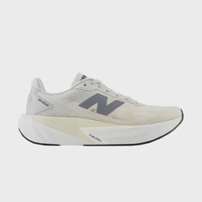 Tênis Feminino New Balance FuelCell Rebel V5