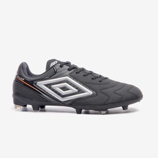 Chuteira de Campo Adulto Umbro Adamant Master Class Club
