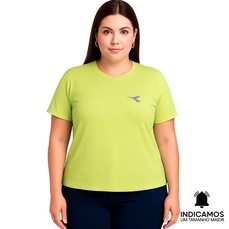 Camiseta Diadora Small Logo Plus Size Feminina