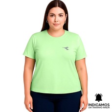 Camiseta Diadora Small Logo Plus Size Feminina