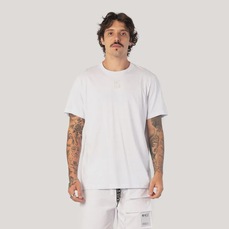 Imagem do produto Camiseta Regular MCD Estampa Espada Masculina na posição 4 de 3