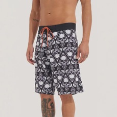 Imagem do produto Bermuda Água Caveiras MCD Longo - Masculina na posição 15 de 5