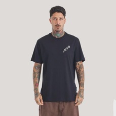 Imagem do produto Camiseta Regular More Core Division Centro - Mcd - Masculino na posição 8 de 3