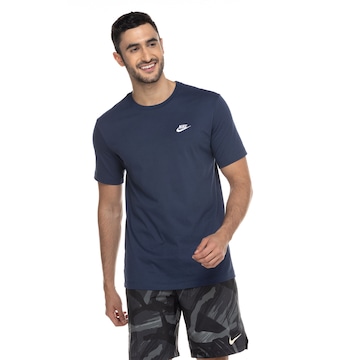 Camiseta Nike Sportwear Club - Masculina