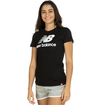 Camiseta New Balance Manga Curta Essentials - Feminina