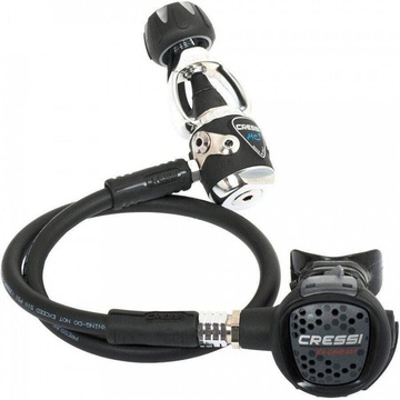 Conjunto de Regulador para Mergulho Cressi MC9 Compact Yoke 1º e 2º Estágios