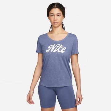 Camiseta Nike Dri-FIT Script - Feminina