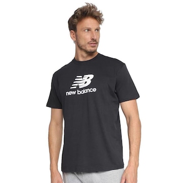 Camiseta New Balance Essentials - Masculina