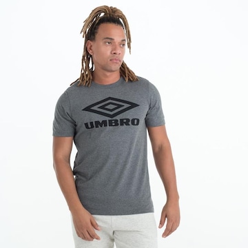 Camiseta Umbro Manga Curta Large Logo Duo - Masculina