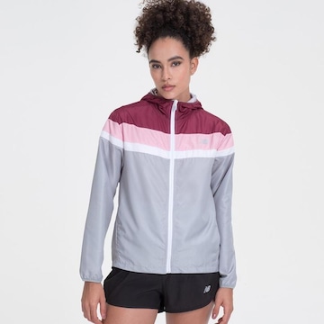 Jaqueta com Capuz Corta Vento New Balance Accelerate - Feminina