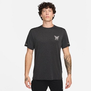 Camiseta Nike Dri-Fit Rise 365 - Masculina