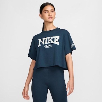 Camiseta Nike Sportswear Classic - Feminina