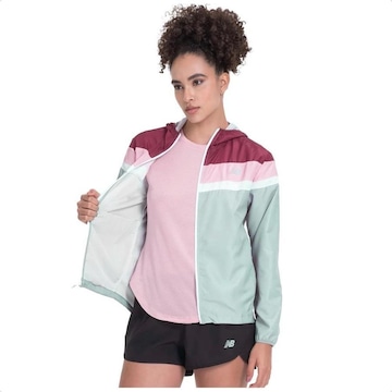 Jaqueta New Balance Corta Vento Windbreak Feminina