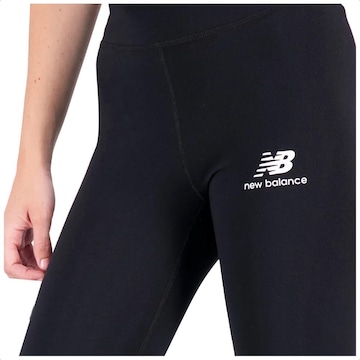 Calça Legging New Balance Essentials - Feminina