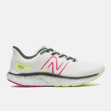 Tênis New Balance Fresh Foam X Evoz V3 - Feminino