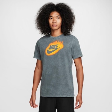 Camiseta Nike Sportswear Dna - Masculina