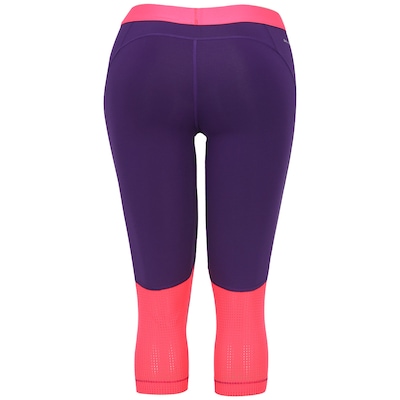 Calça Legging Capri Nike Pro Hipercool - Feminina - Foto 4