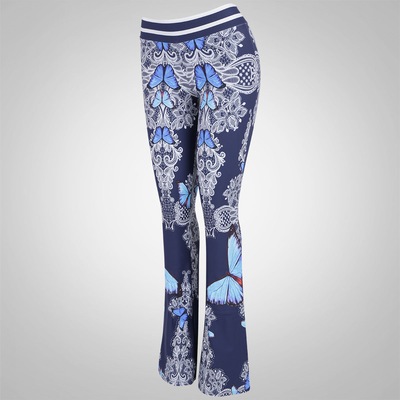 Calça Flare Farm Rio Borbomar - Feminina - Foto 4