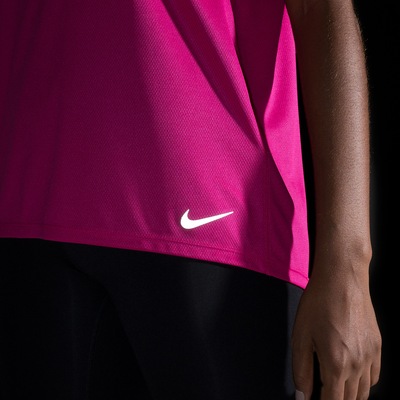 Camiseta Nike Run Top SS - Feminina - Foto 5